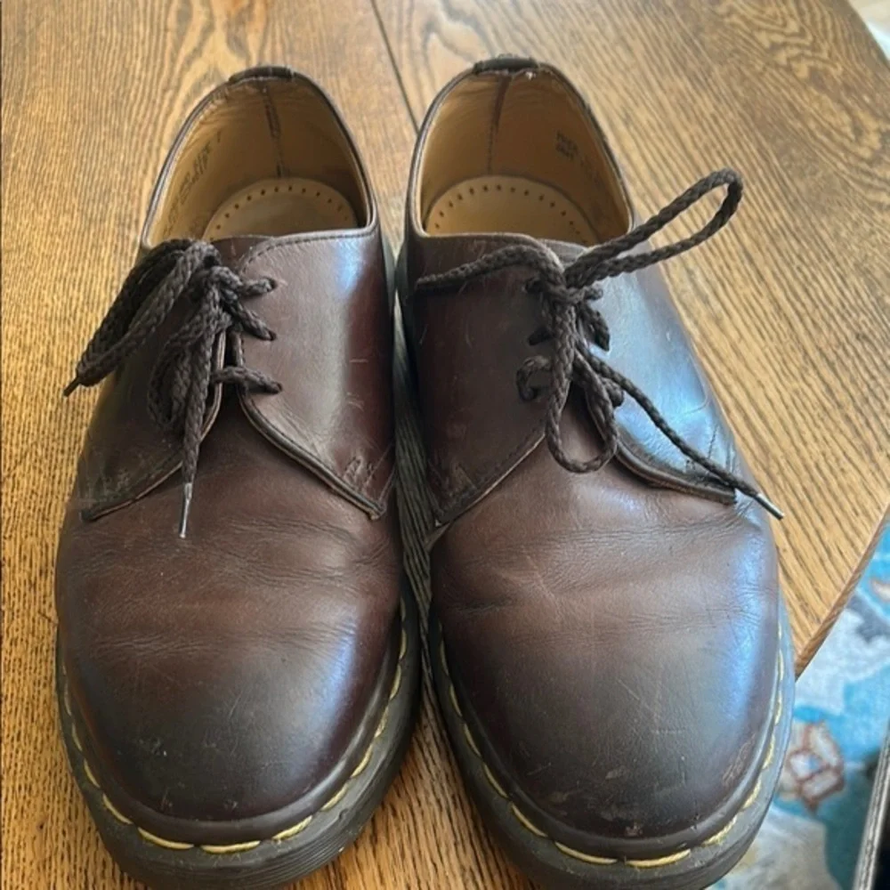 Dr. Martens Brown Leather Oxfords with Classic Lace-Up Design
